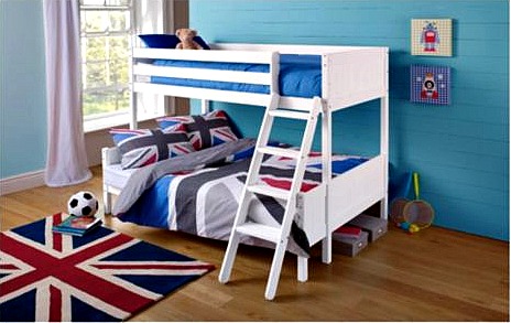 Review: Alaska Wooden Triple Bunk Bed from Lakeland Furniture