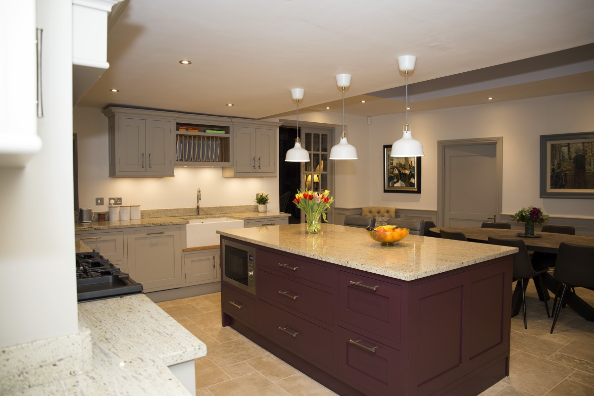 Two tone kitchens