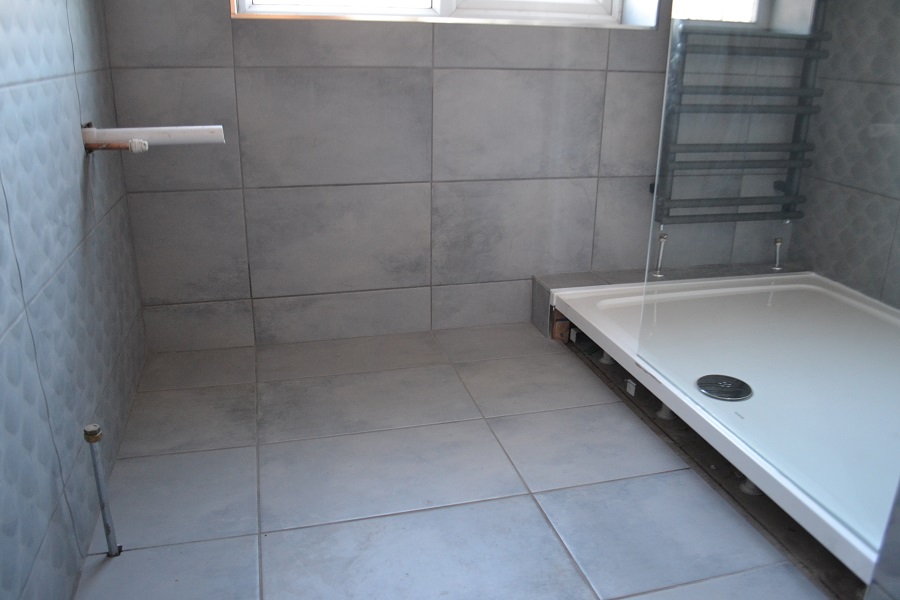 Grey tiles large shower