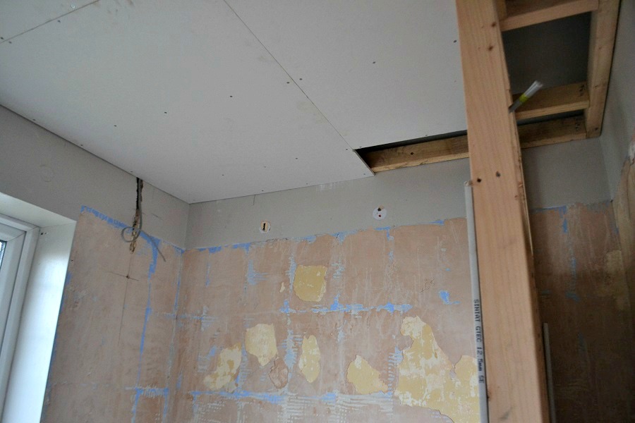 installing false ceiling