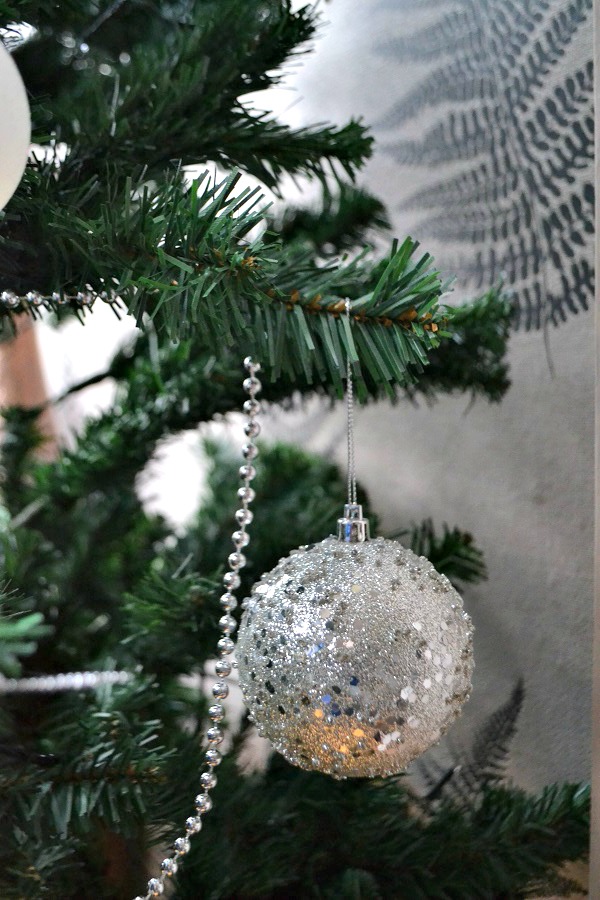 glitter bauble