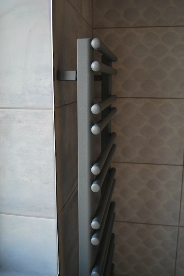 Bathroom Takeaway towel rail