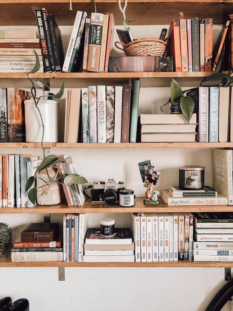 Home Lirbrary