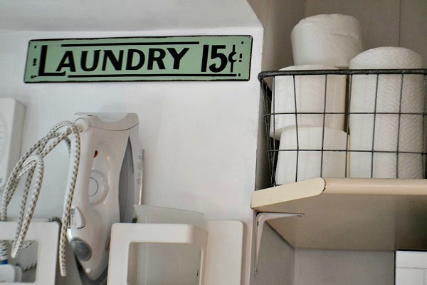 laundry sign