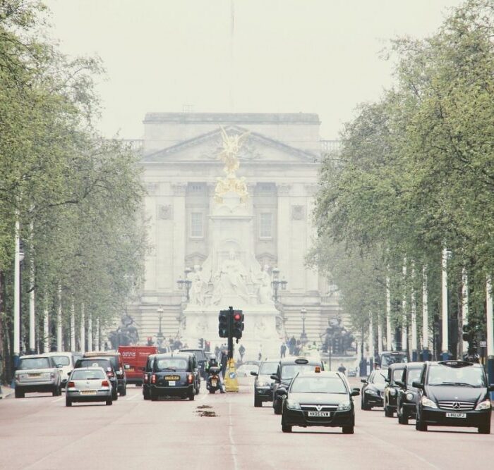 Car Tyre Tips for Driving in Fog in London